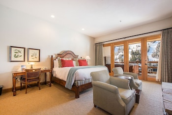 Luxury Four Bedroom Suite With Three Hot Tubs 4 Apartment Hotel By Redawning,7700 Stein Way,4 star