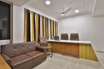 hotel red rose guest house