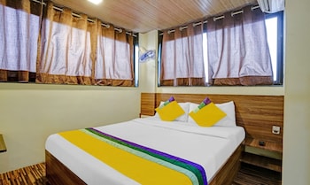 new harshita inn by glitz hotel