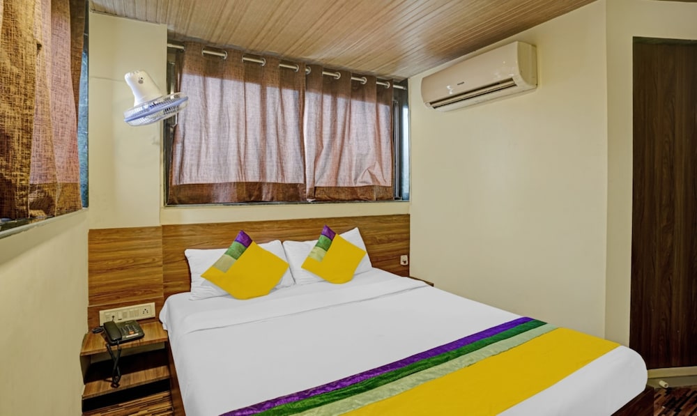 new harshita inn by glitz hotel