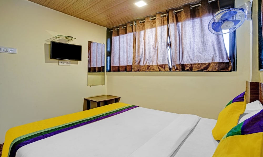 new harshita inn by glitz hotel