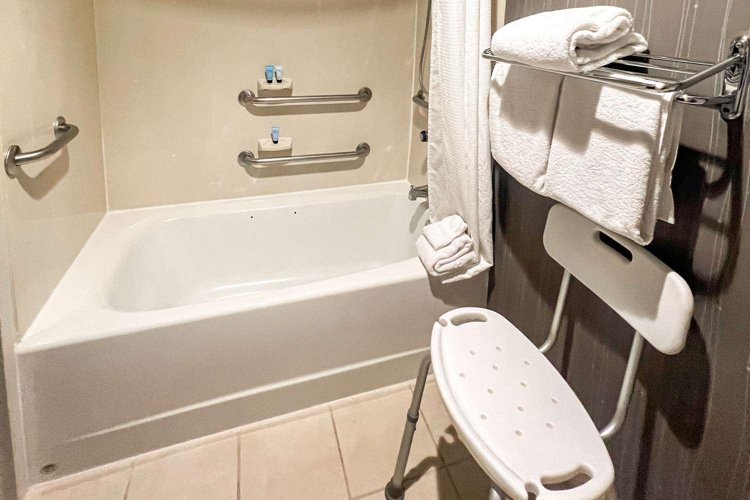 country inn and suites by radisson columbus edinburgh