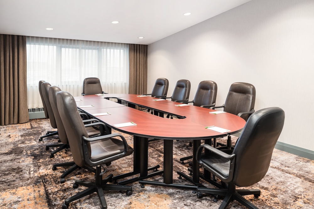 holiday inn toronto airport east by ihg