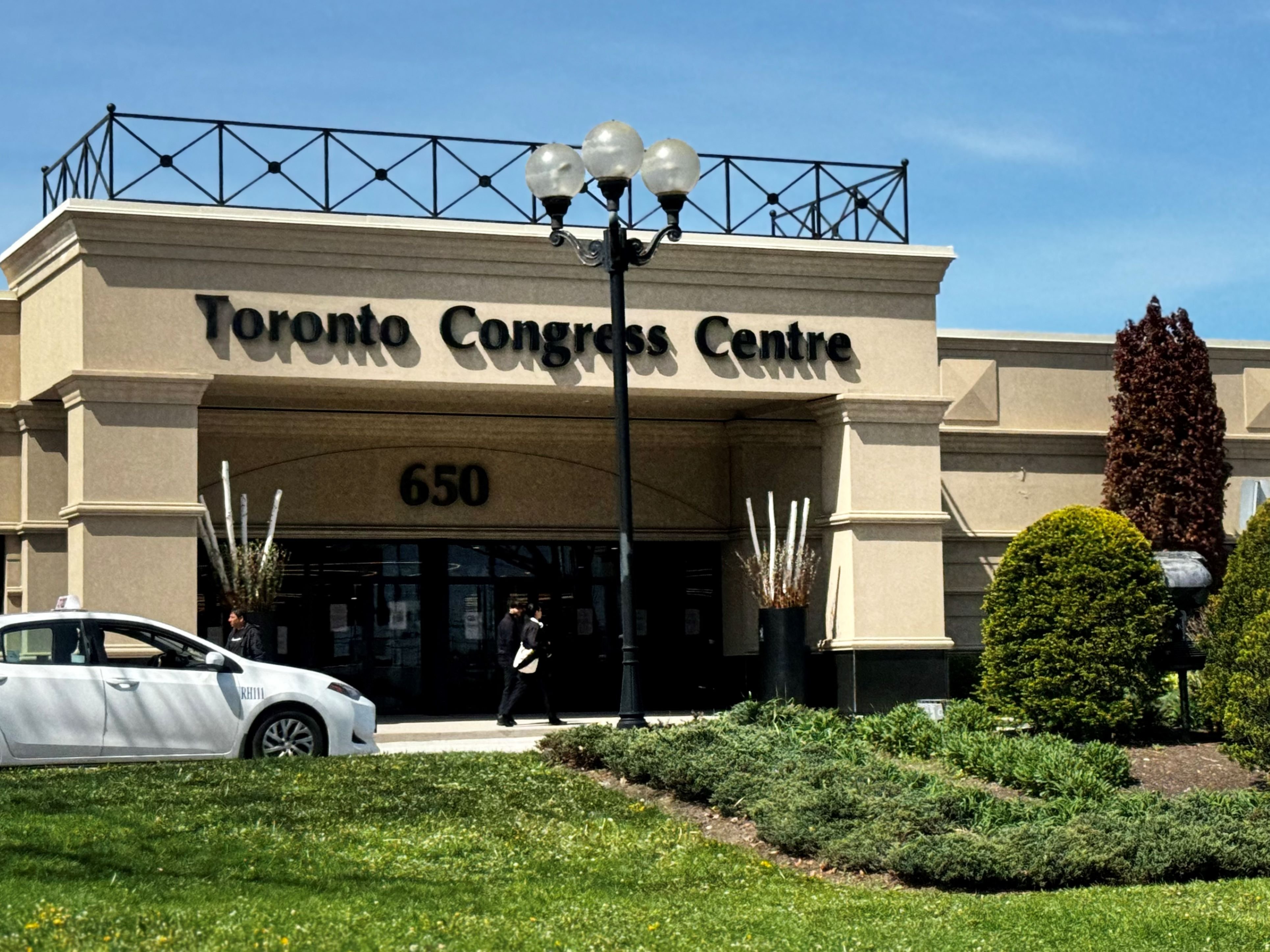 holiday inn toronto airport east by ihg