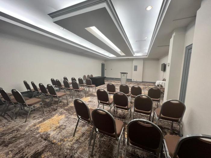holiday inn toronto airport east by ihg