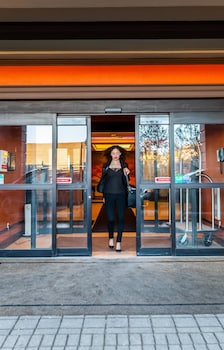 best western premier toronto airport carlingview hotel