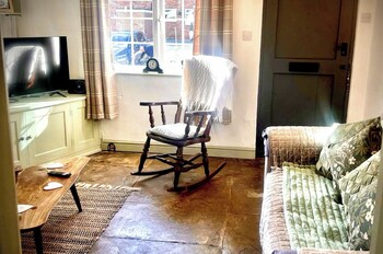 18th century cottage in stratford upon avon