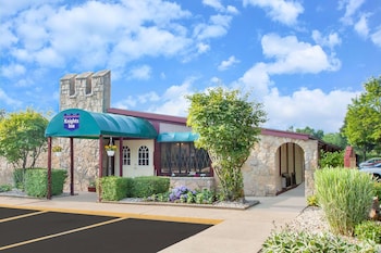 knights inn battle creek
