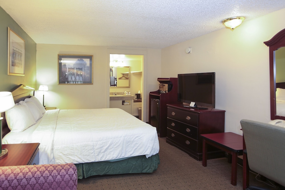 knights inn battle creek