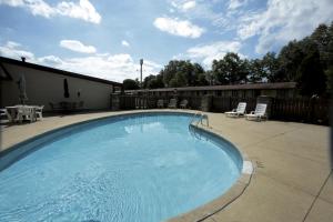 knights inn battle creek