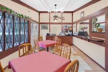 Knights Inn Battle Creek,Calhoun County>>Battle Creek,2 star