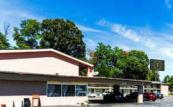 Edyn Hotel By Townhouse Wytheville Us 52,,2 star