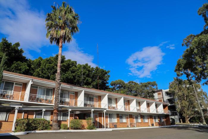 the palms motel formerly flinders motel
