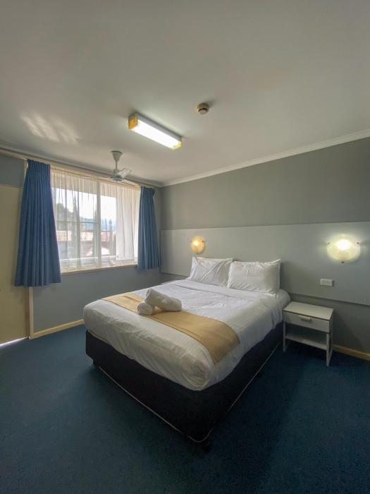 the palms motel formerly flinders motel