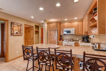 westwind 202 2bd 2ba plat condo