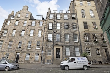 Joivy Spacious 3 Bed Apartment In The Old Town,,4 star