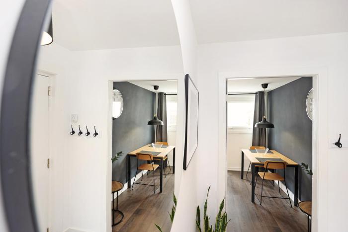 joivy contemporary royal mile apartment w balcony