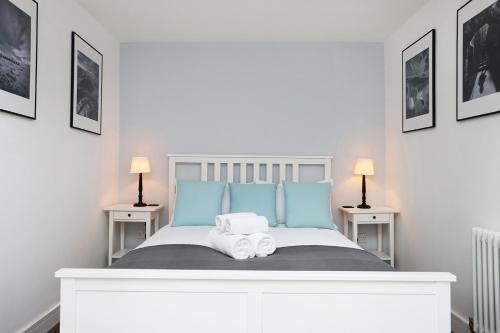 joivy contemporary royal mile apartment w balcony