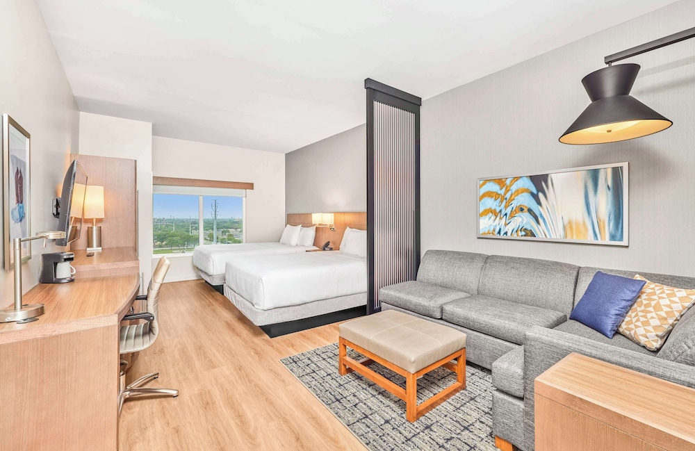 hyatt place houston medical center