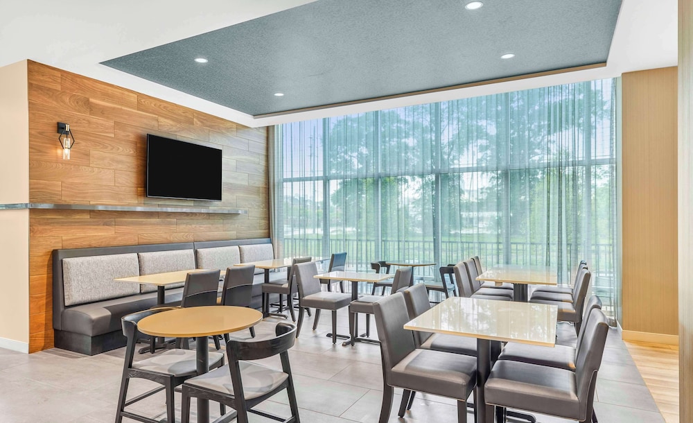 hyatt place houston medical center