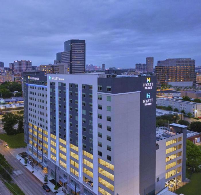 hyatt place houston medical center