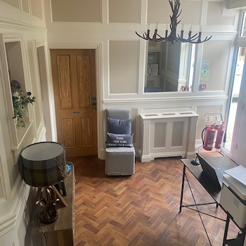 Grange Manor,,4 star