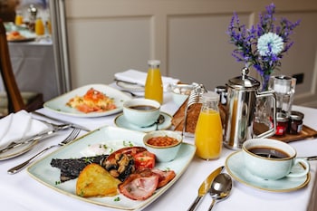 Grange Manor,,4 star