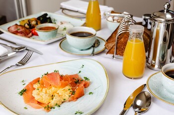 Grange Manor,,4 star