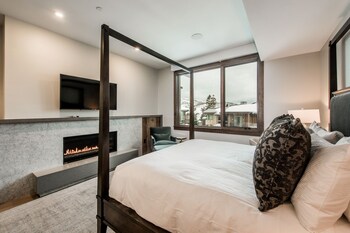 Resort Three Bedroom Suite 3 Apartment Hotel By Redawning,6702 Stein Circle,2 star