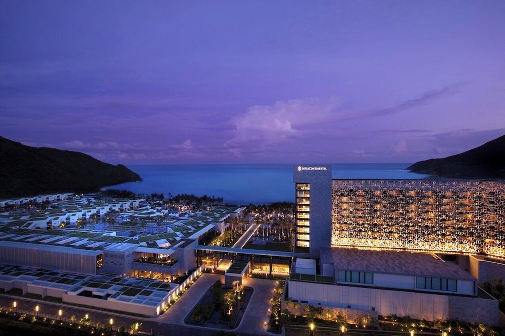 intercontinental sanya resort by ihg