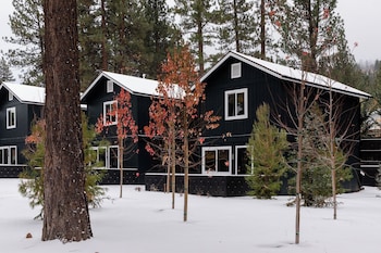 n p boutique lodge