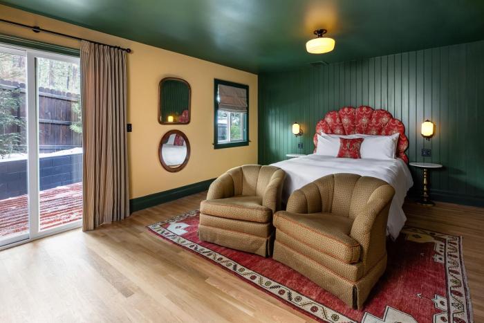 n p boutique lodge
