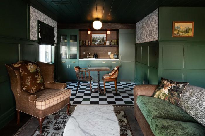 n p boutique lodge