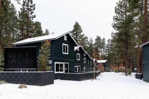 n p boutique lodge