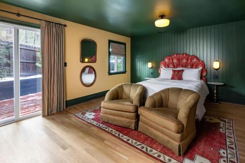 n p boutique lodge