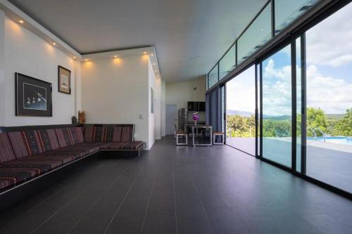 stunning 3 bed villa in chiang mai