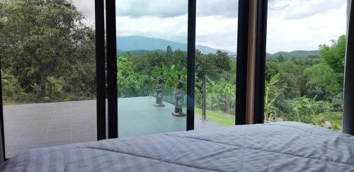 stunning 3 bed villa in chiang mai