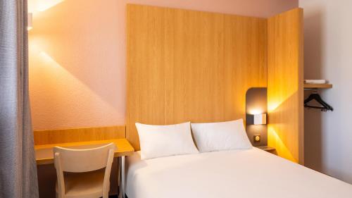 kyriad eco lorient lanester