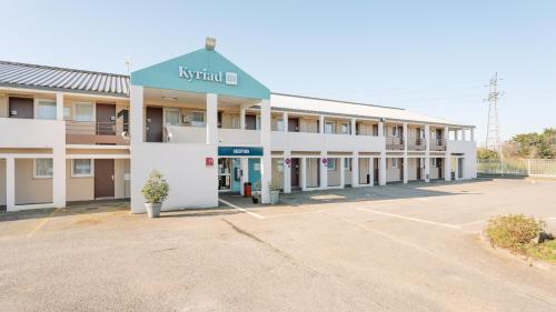 kyriad eco lorient lanester