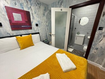 nd hotel