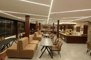 golden balcony hotel