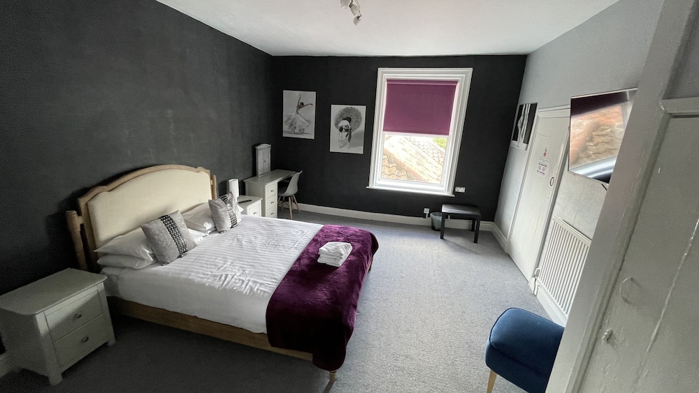 oyo watton vibe hotel