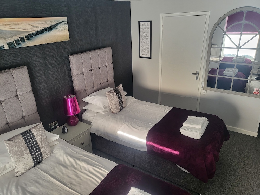oyo watton vibe hotel