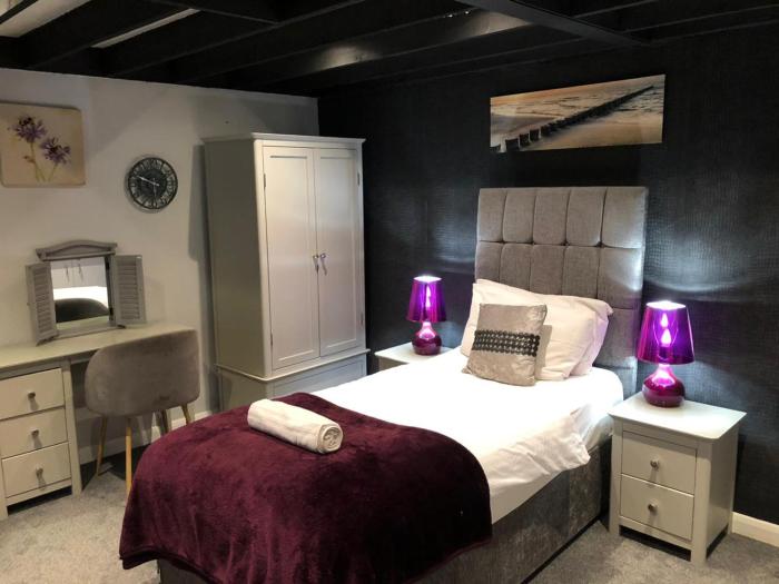 oyo watton vibe hotel