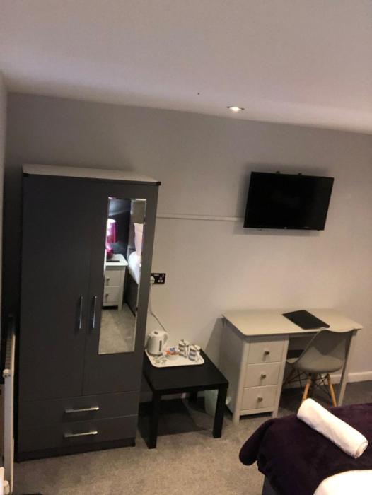 oyo watton vibe hotel