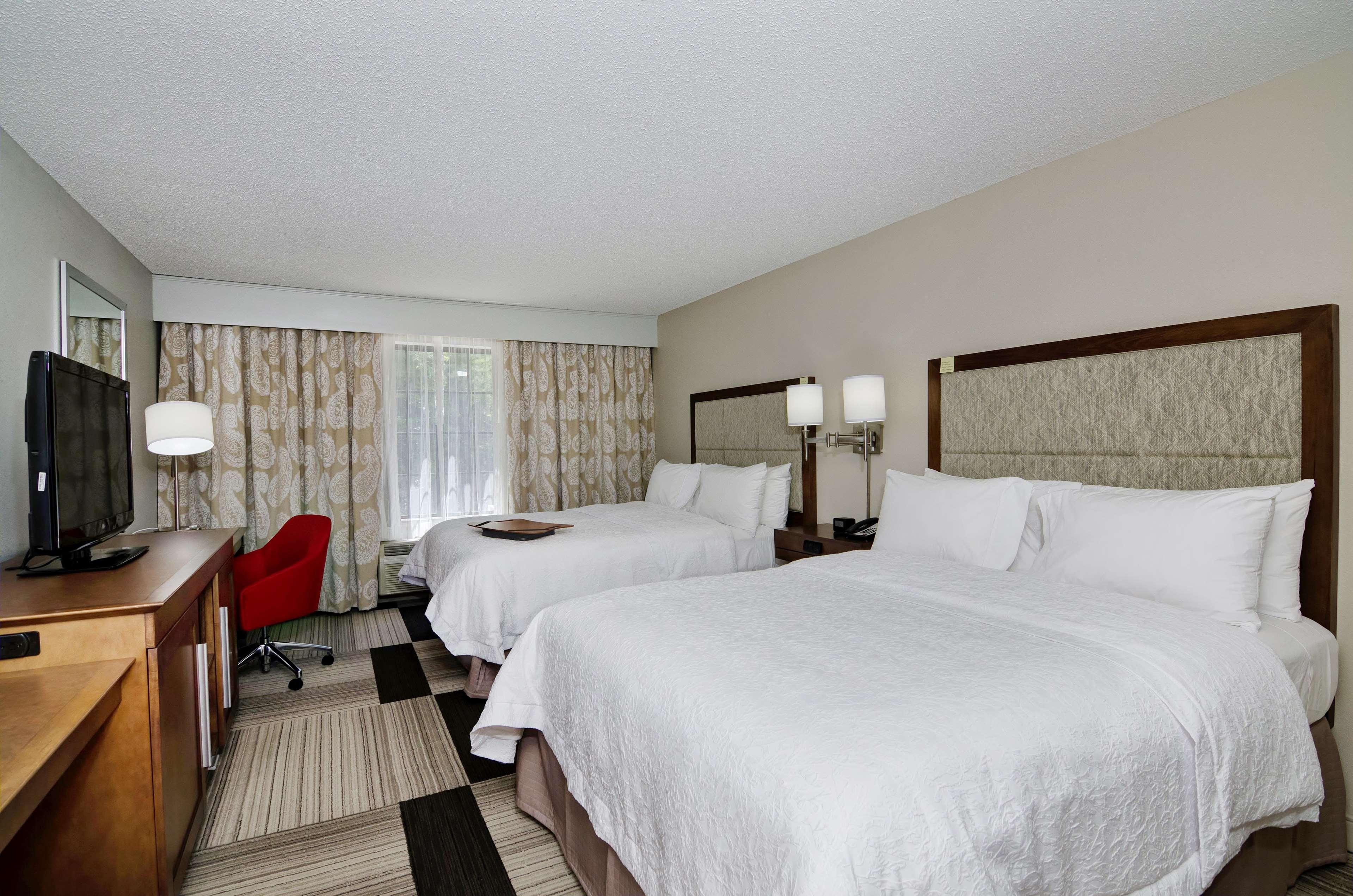 hampton inn salem va