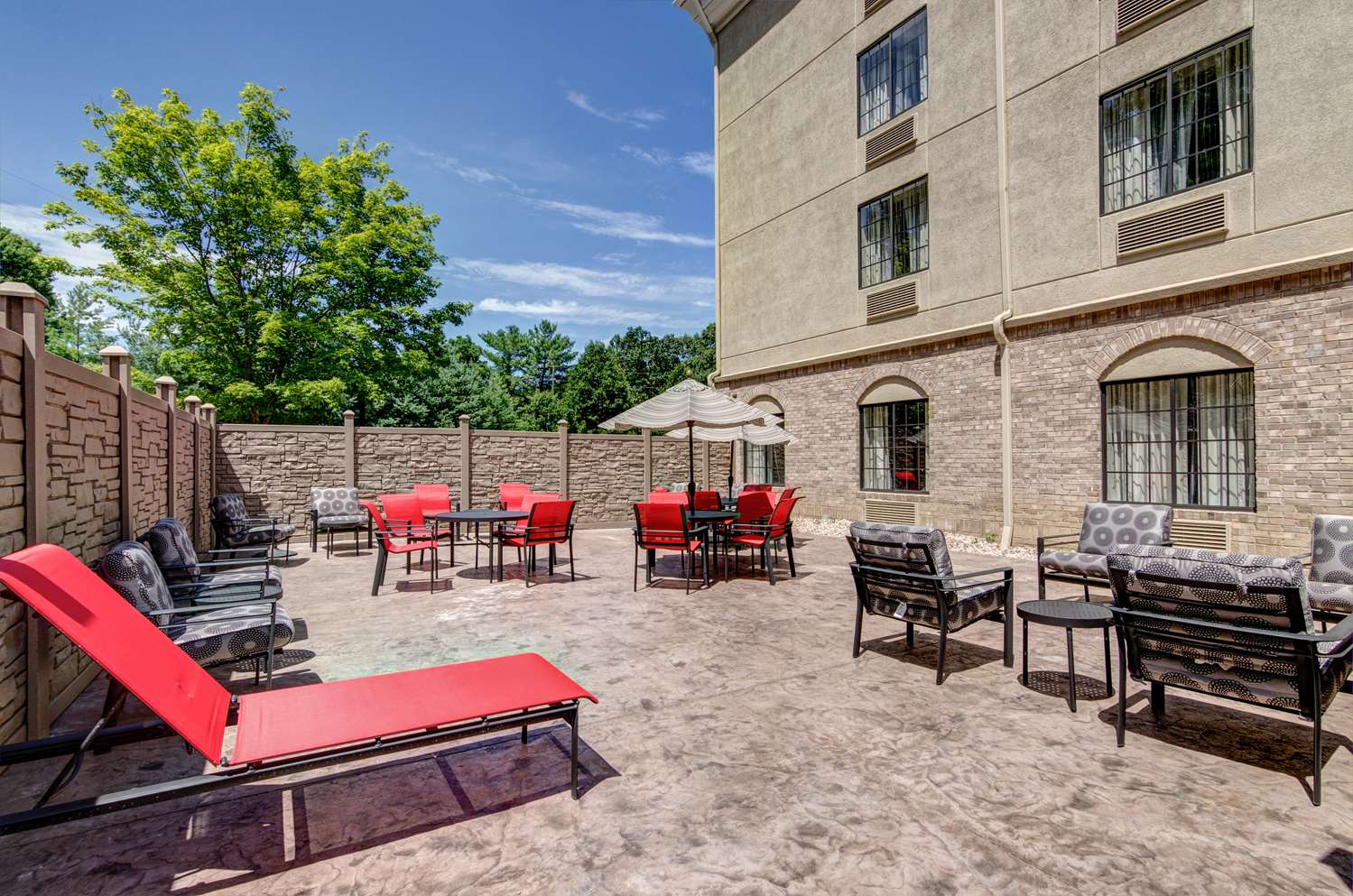 hampton inn salem va