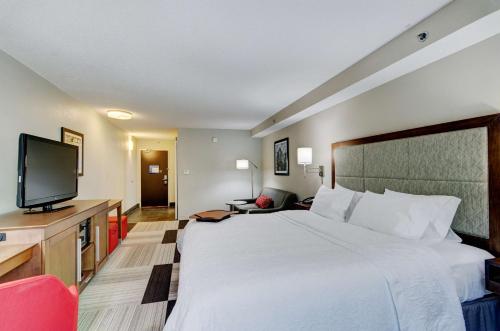 hampton inn salem va