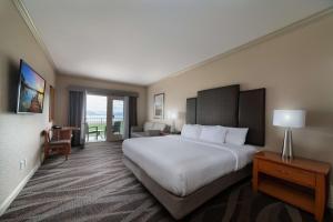 Prestige Harbourfront Resort, Worldhotels Luxury,Shuswap Lake>>Salmon Arm,4 star