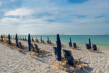 destin